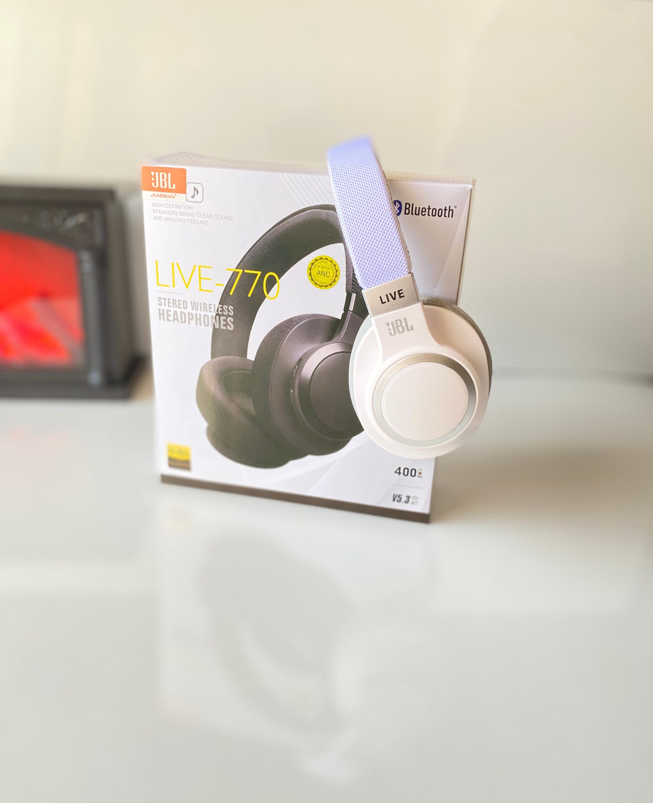 JBL Live 770 ANC Wireless Headphones with Active Noise Cancellation - Image 9