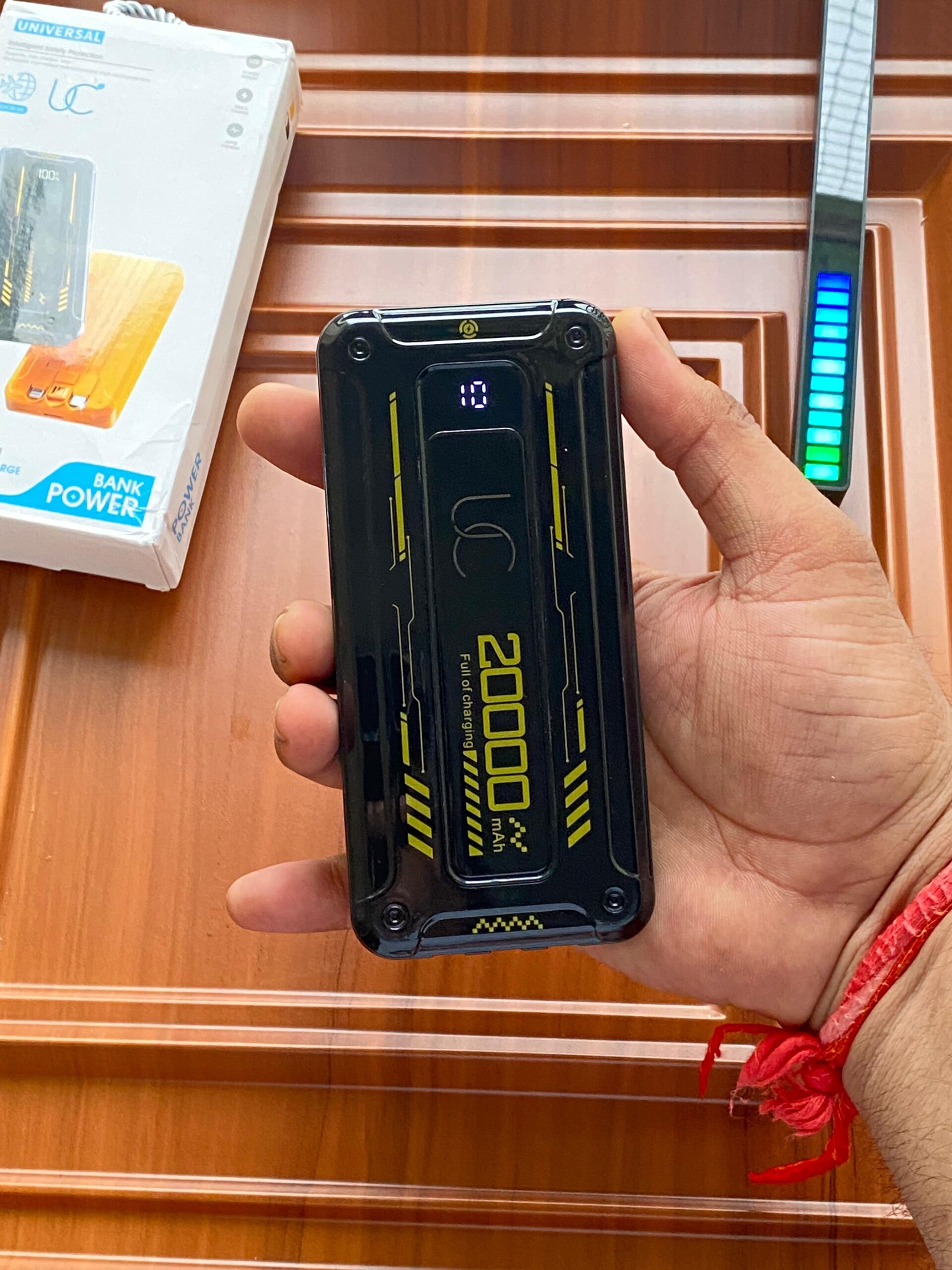 Universal 20000mAh Fast Charging Powerbank with LED Display - Image 7