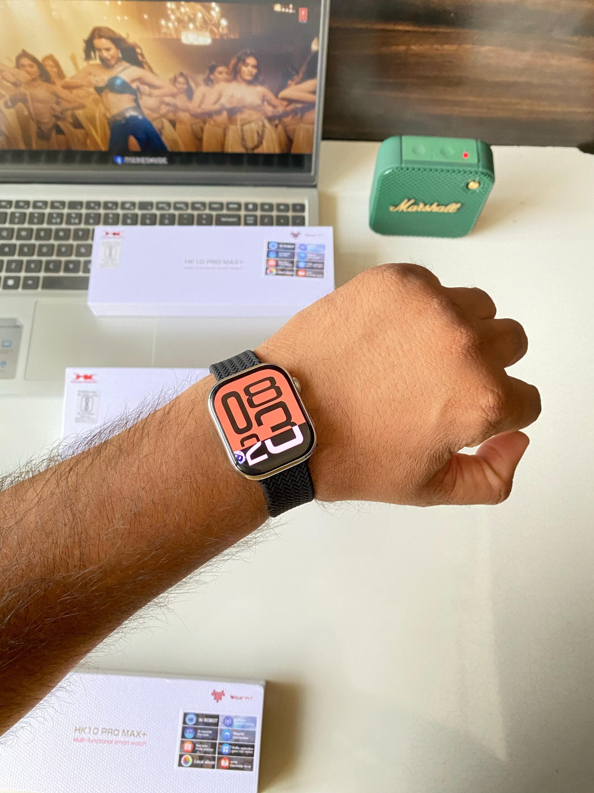 HK10 Pro Max+ AMOLED Smartwatch with AI Features & 4GB Storage - Image 18