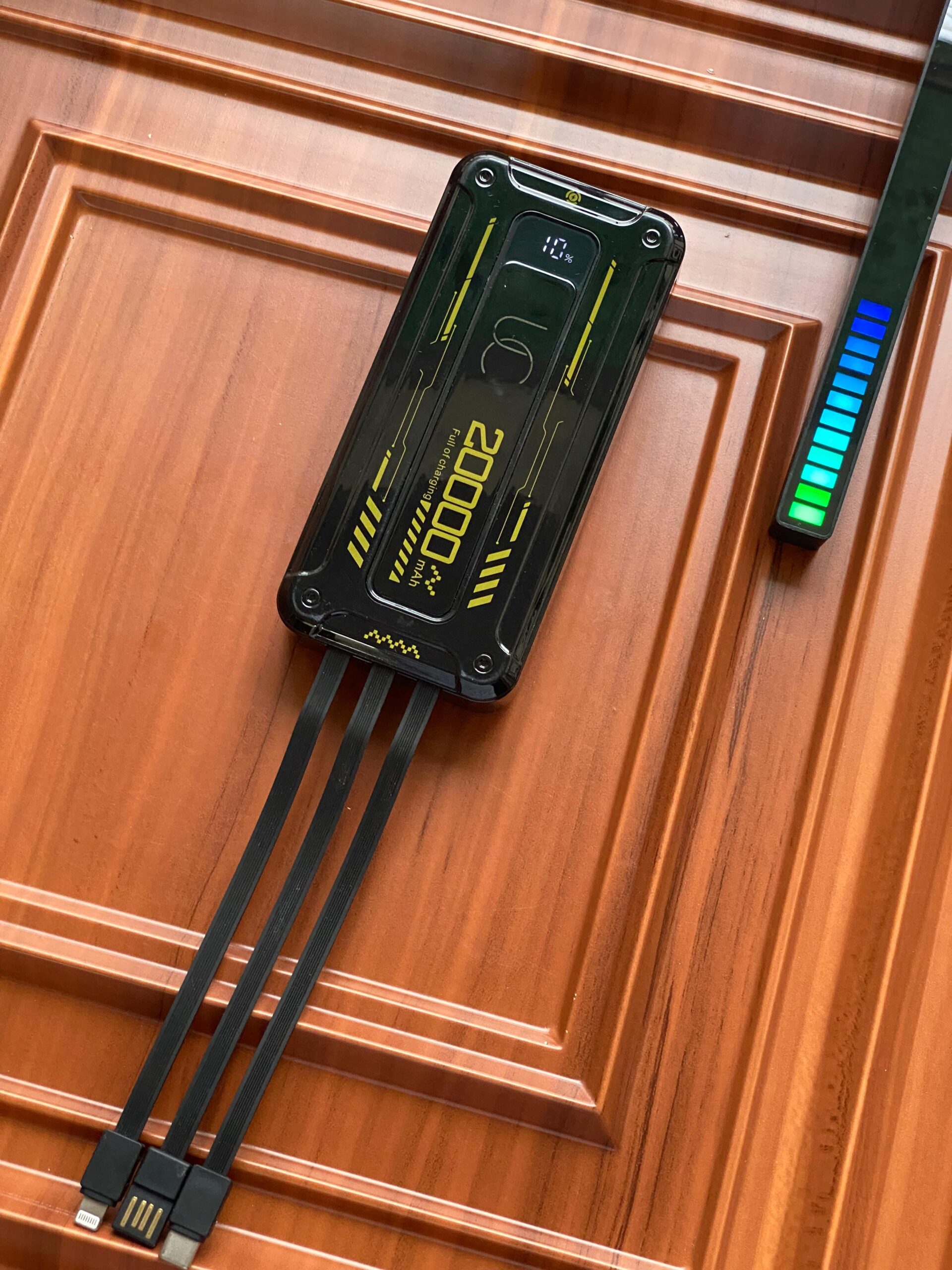 Universal 20000mAh Fast Charging Powerbank with LED Display - Image 2