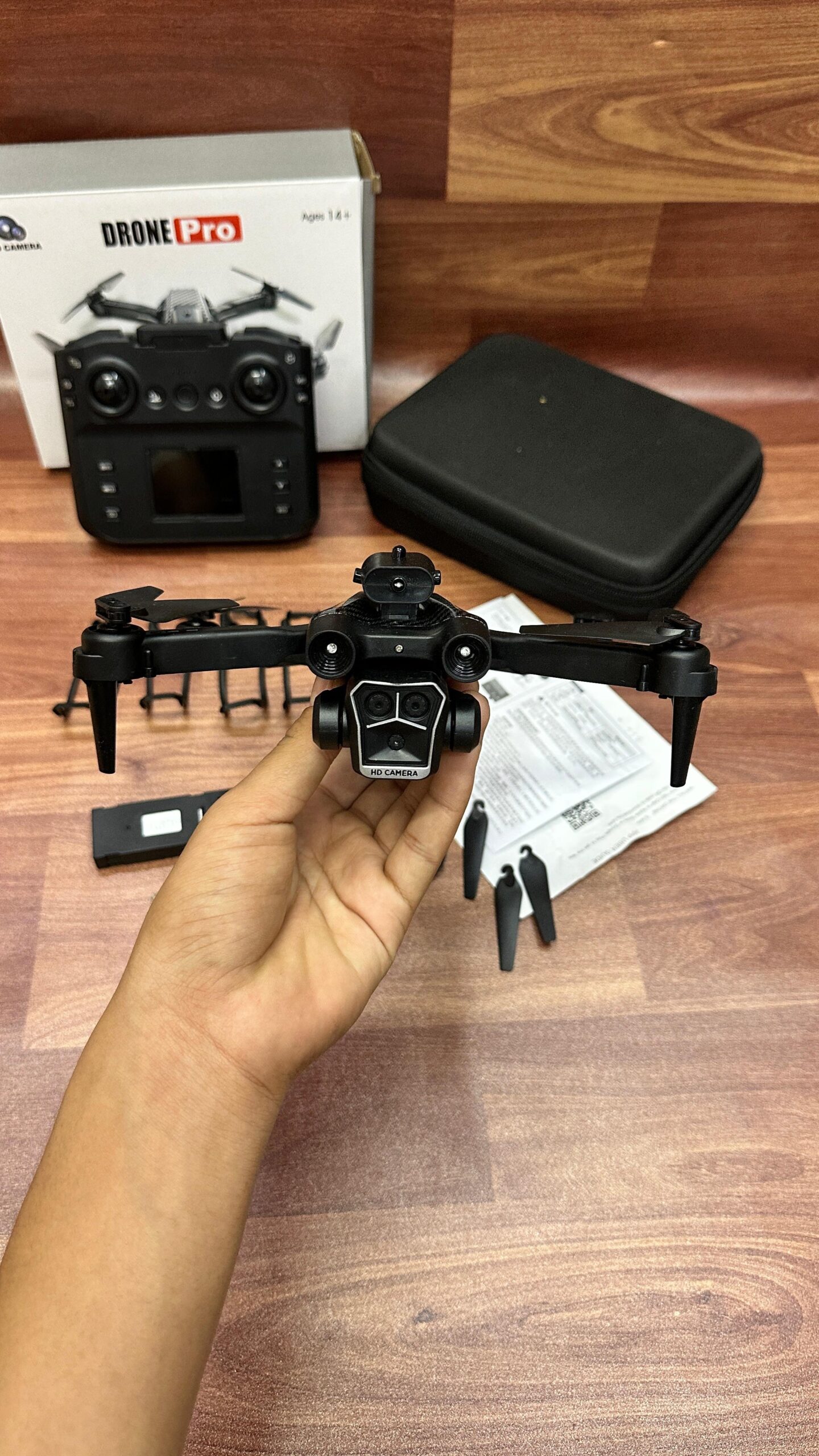 S602 Foldable Drone with HD Camera & Display Remote Control - Image 15