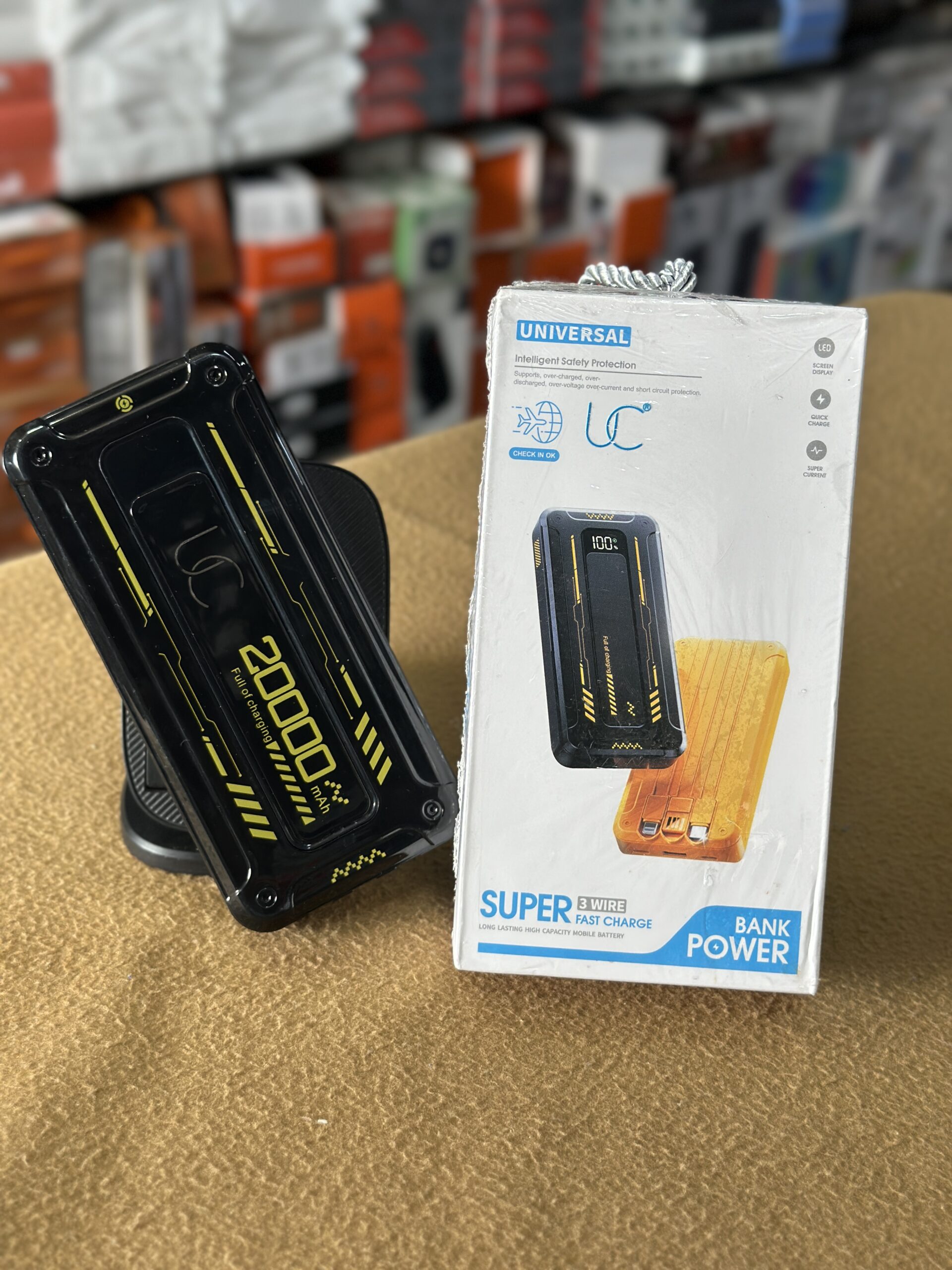 Universal 20000mAh Fast Charging Powerbank with LED Display - Image 11