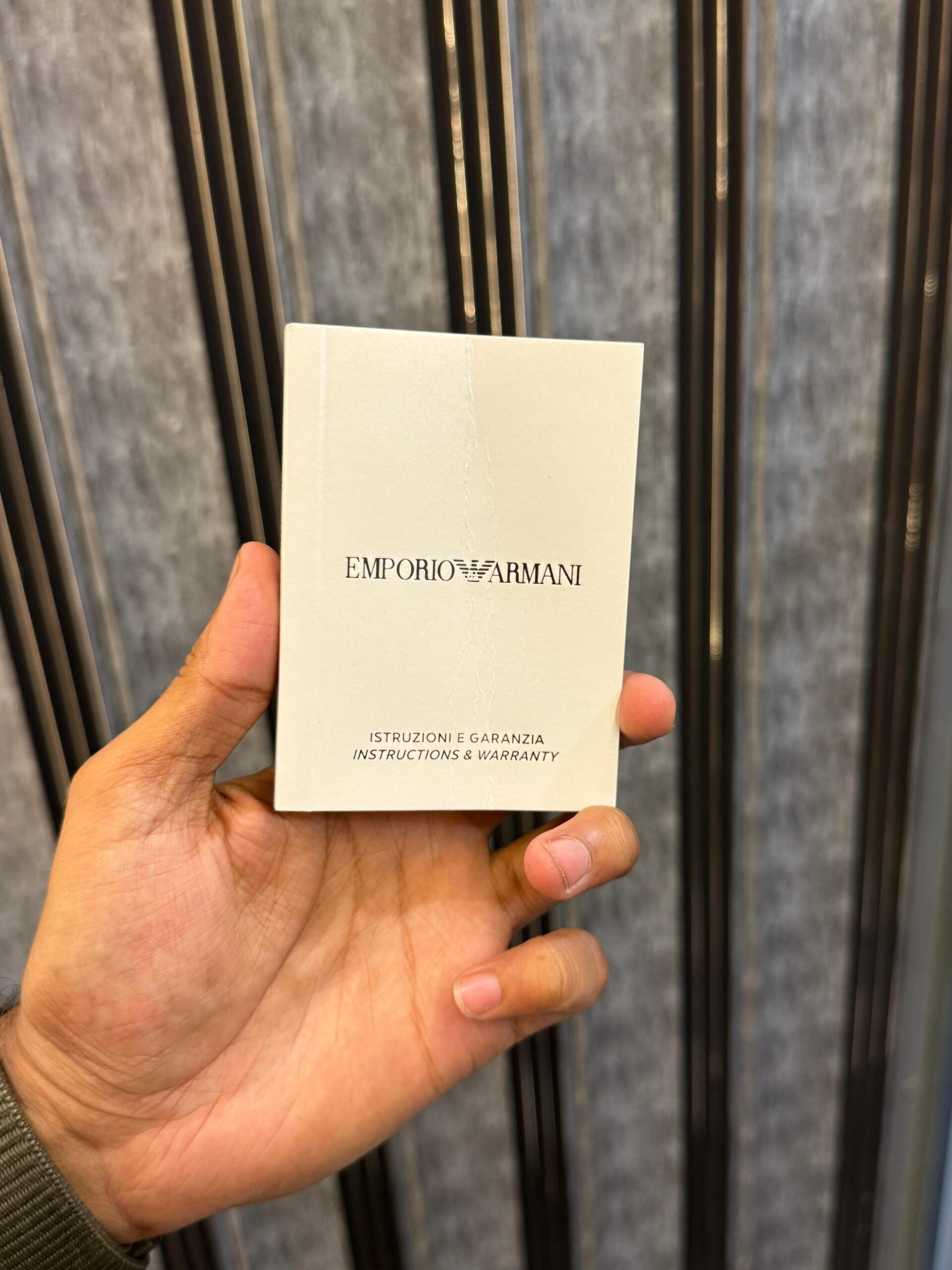 Luxury Style Round Smartwatch with Bluetooth Calling & Fitness Tracking - Image 10