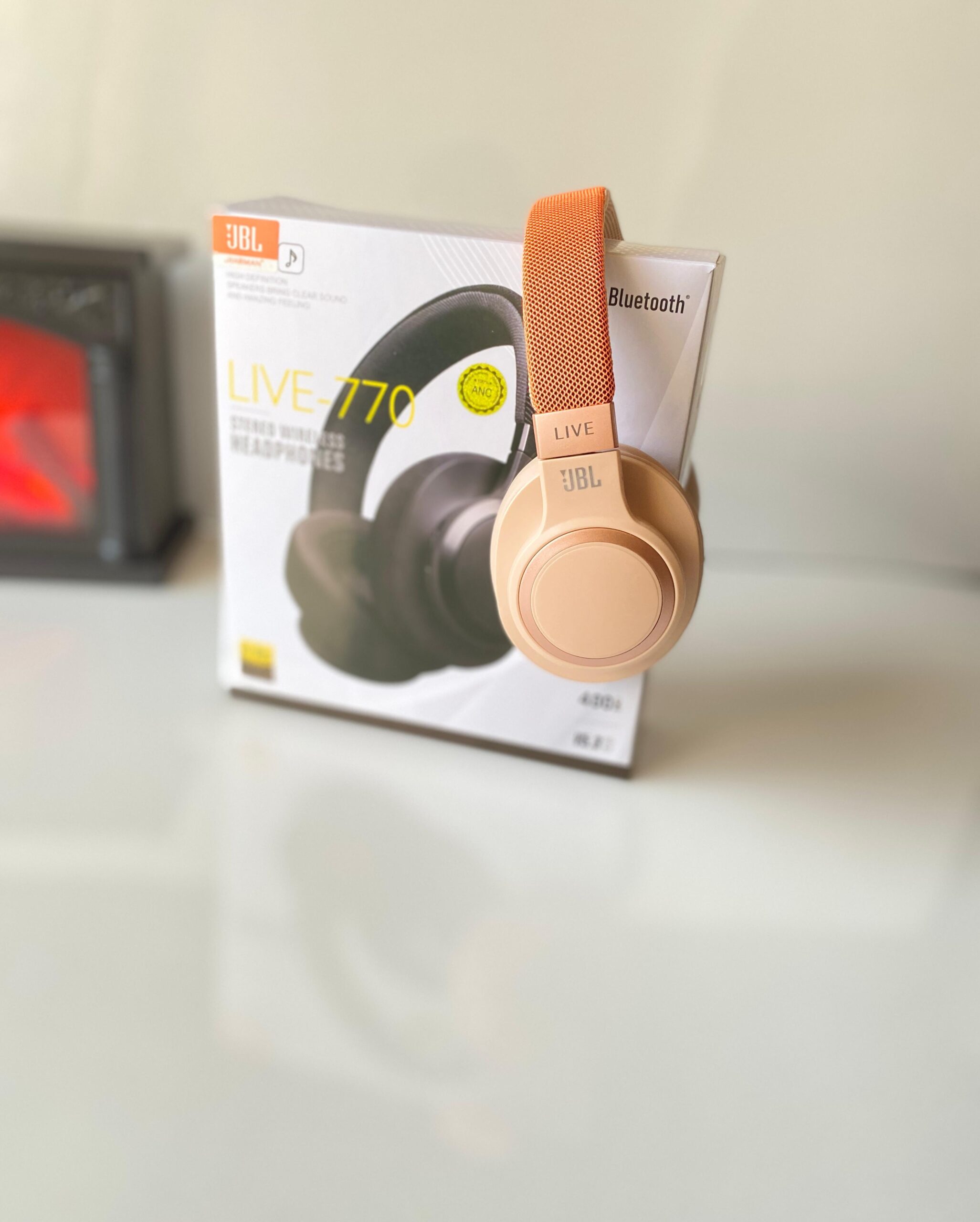 JBL Live 770 ANC Wireless Headphones with Active Noise Cancellation - Image 7