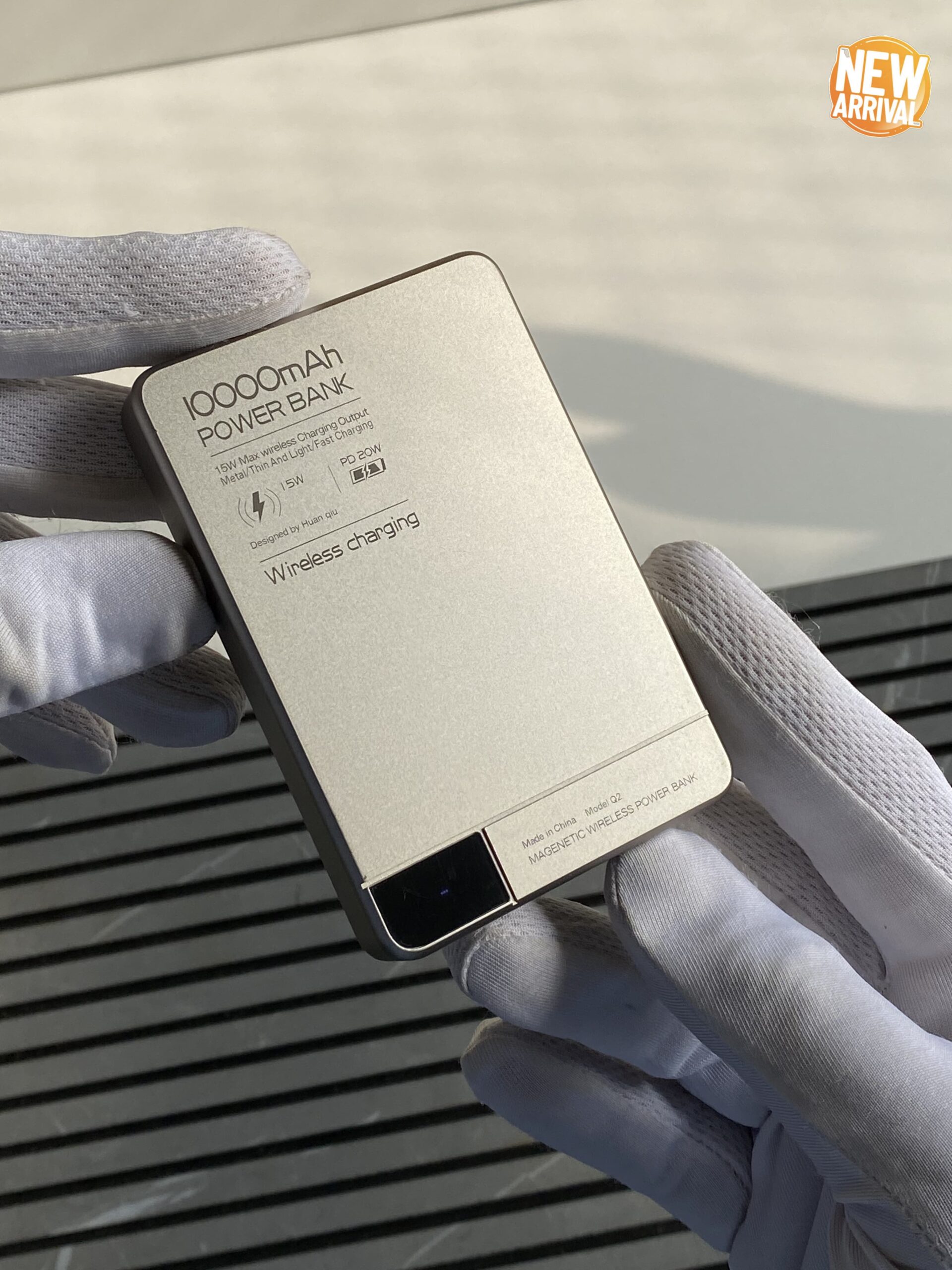 10000mAh Metal Body MagSafe PD Fast Charging Powerbank - Image 6