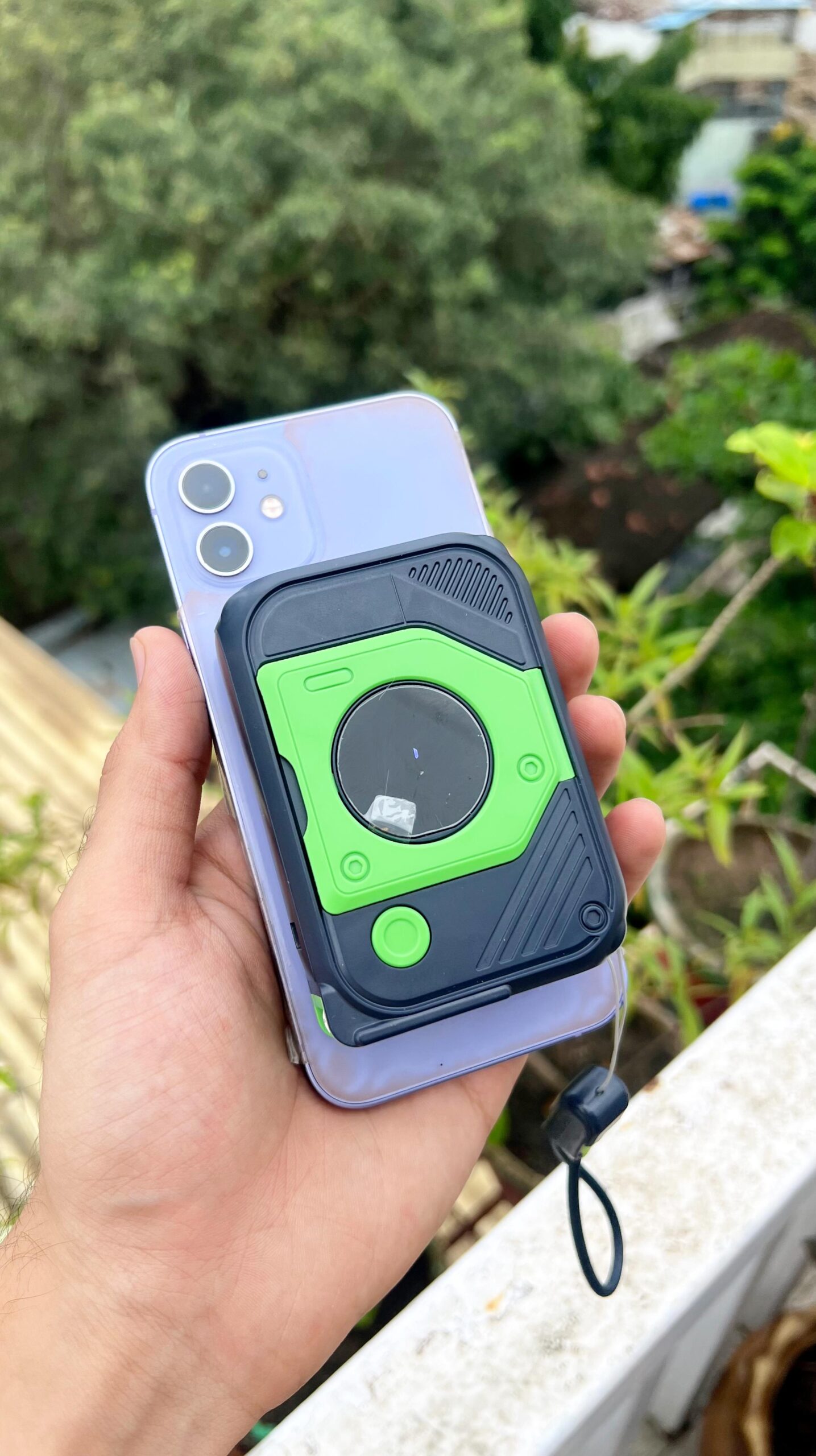 10000mAh 22.5W Superfast MagSafe Wireless Powerbank - Image 3