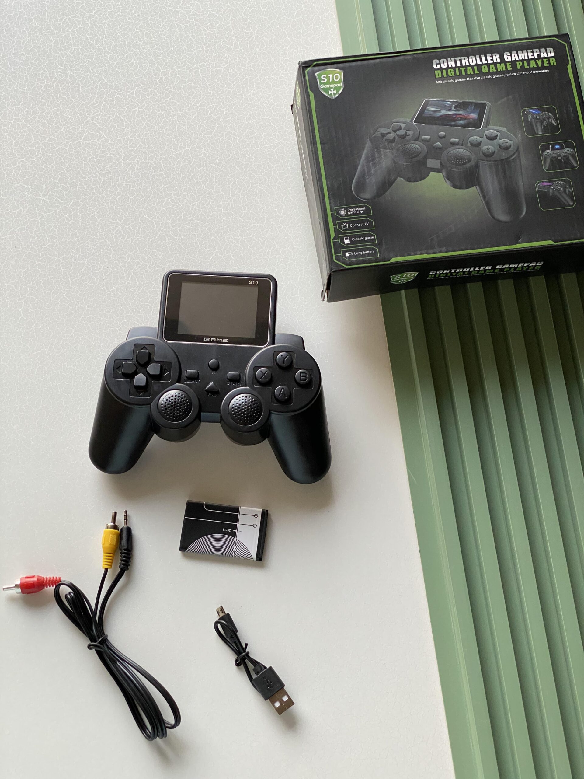 S10 Handheld Retro Gaming Console – 520 Built-in Classic Games - Image 2