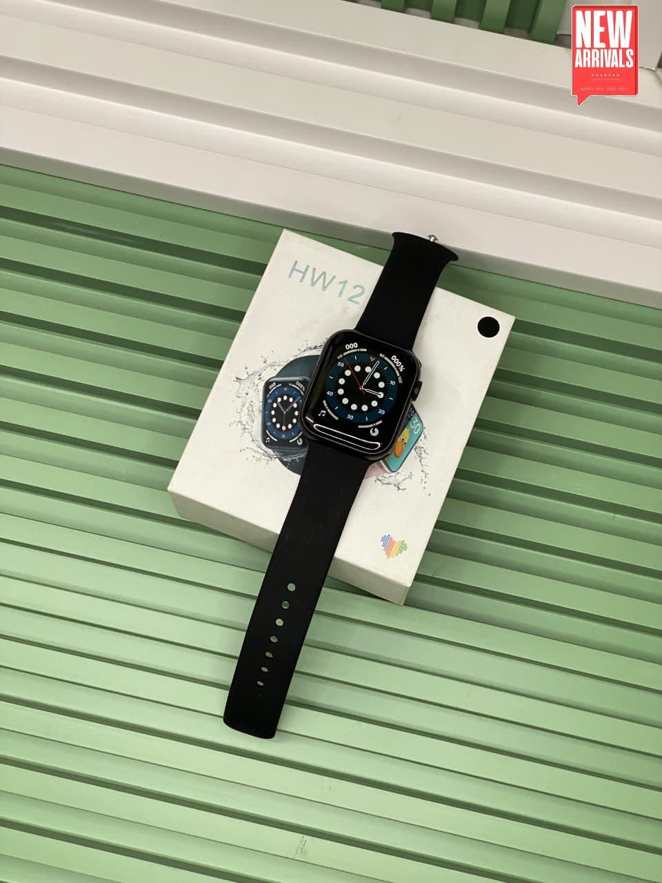 Premium HW12 Bluetooth Smartwatch (40mm) - Image 3