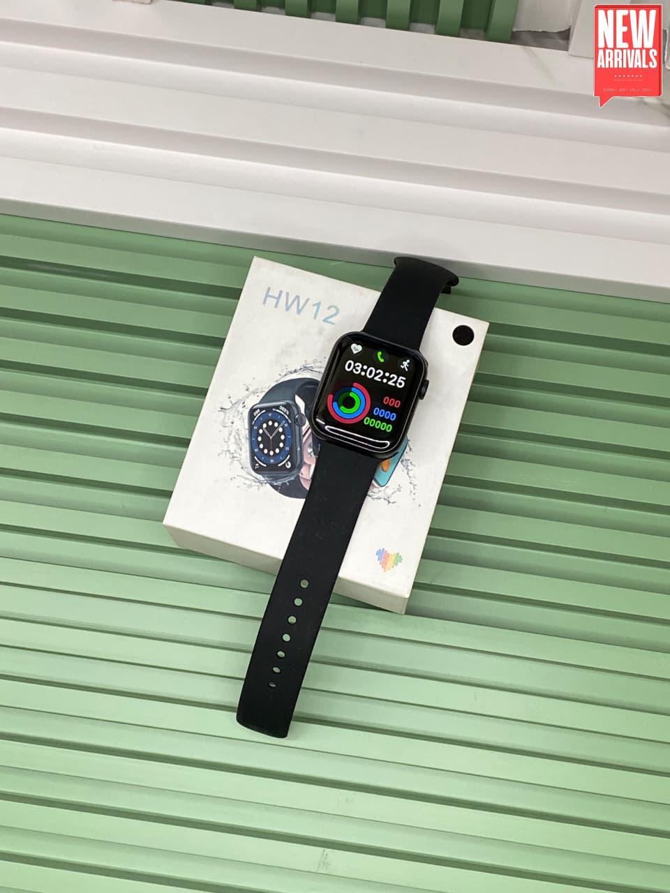 Premium HW12 Bluetooth Smartwatch (40mm) - Image 2