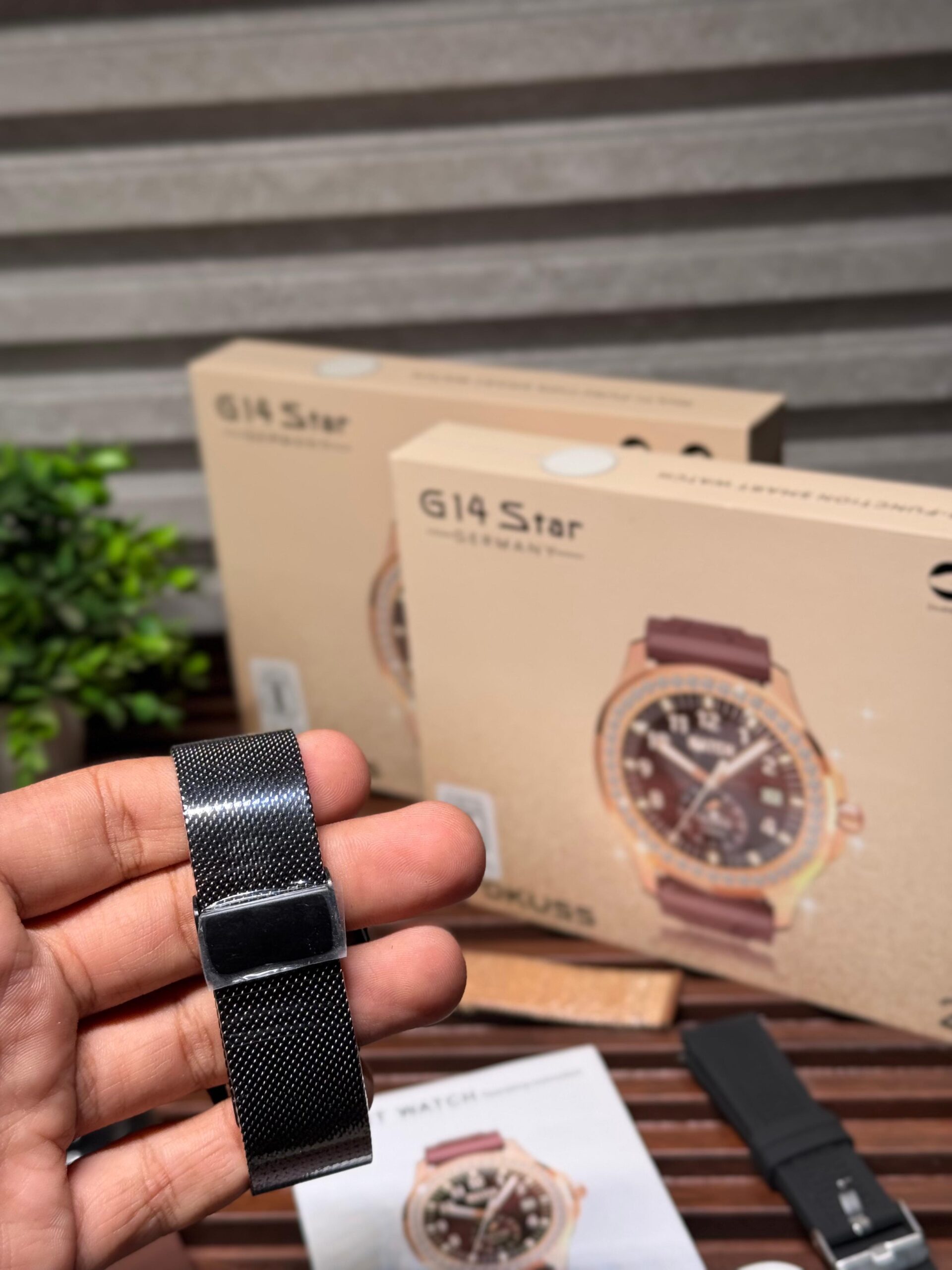 G14 Star AMOLED Smart Watch with Premium Metal Body & Wireless Charging - Image 4