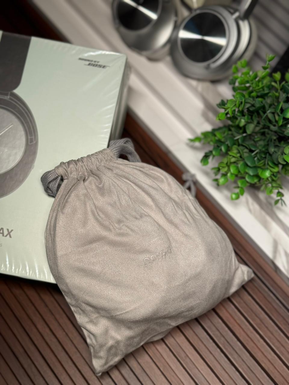 Premium Wireless ANC Over-Ear Headphones with App Support - Image 7