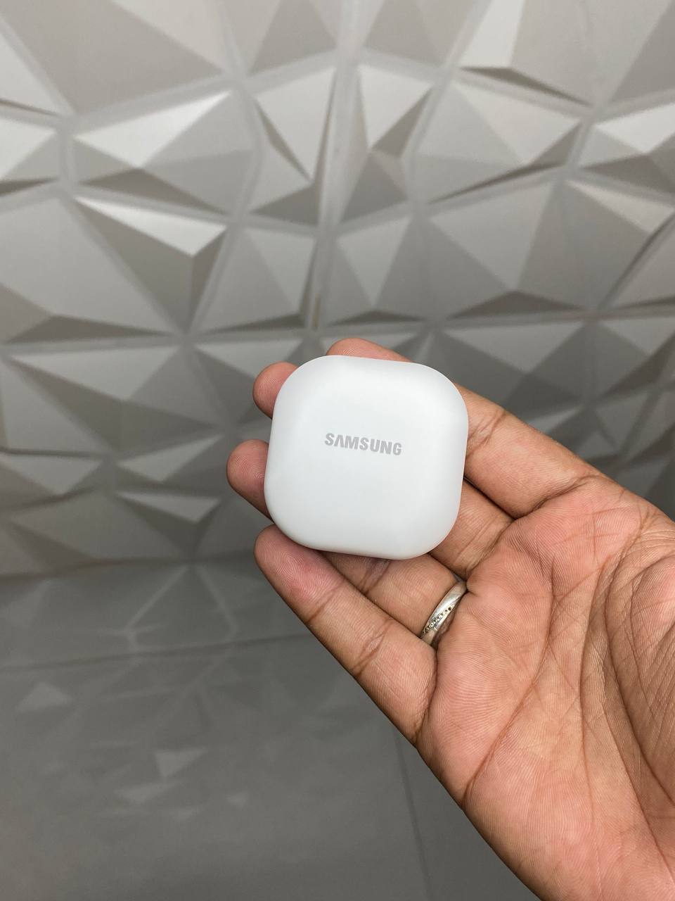Premium Galaxy Style Wireless TWS Earbuds (Buds 2 Pro Style) - Image 3