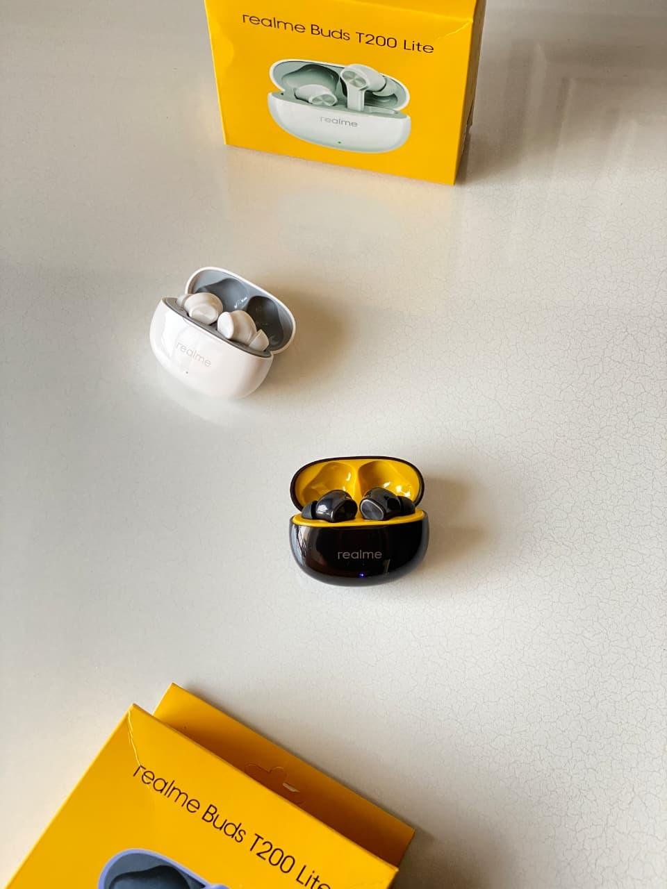 Realme Buds T200 Lite Style TWS Earbuds with Touch Controls - Image 6