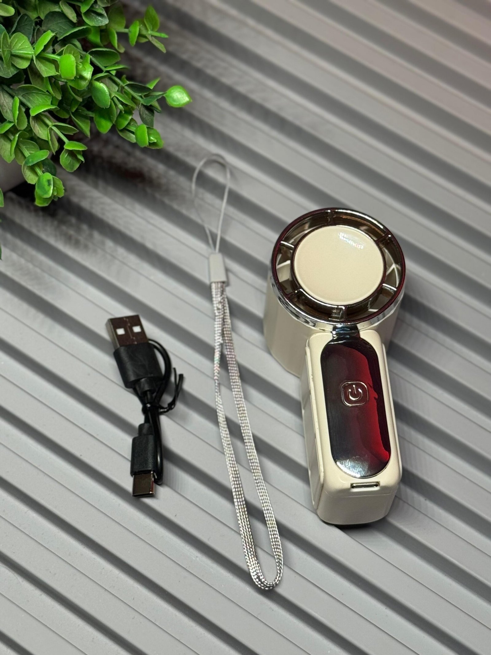 Q12 Mini Handheld High-Speed Fan with 5 Adjustable Speed Modes - Image 6